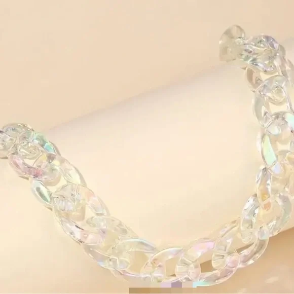 Iridescent Acrylic Chunky Chain Necklace Clear Holographic Statement Jewelry. - Picture 3 of 3
